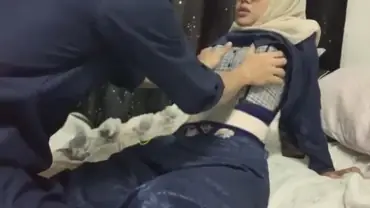 Jilbab Selingkuh Tetangga Saat Suami Kerja Skandal Viral Indo Terbaru poster